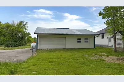 19021 North Hogan Road, Aurora, IN 47001 - Photo 11