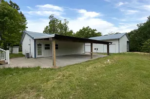 19021 N Hogan Rd, Aurora, IN 47001 - Photo 7