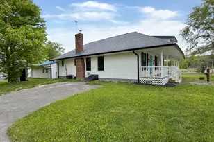 19021 N Hogan Rd, Aurora, IN 47001 - Photo 3
