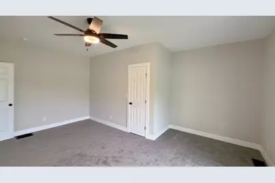 19021 North Hogan Road, Aurora, IN 47001 - Photo 33