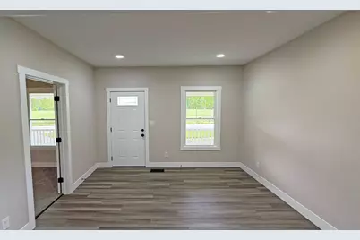 19021 North Hogan Road, Aurora, IN 47001 - Photo 17