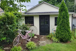 609 Walnut St, Madison, IN 47250 - Photo 33