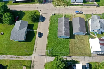 821 W 6th Street, Connersville, IN 47331 - Photo 9