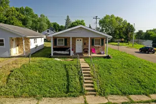 821 W 6th St, Connersville, IN 47331 - Photo 7