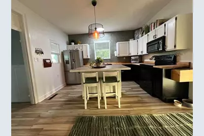 1601 N Eastern Avenue N, Connersville, IN 47331 - Photo 9