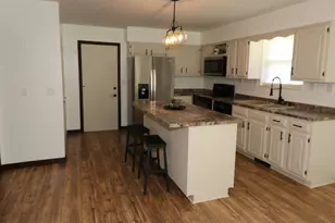 540 Cedar Ln, Batesville, IN 47006 - Photo 5