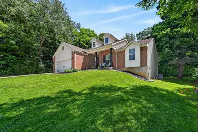 1607 Brook Ridge Circle Drive, Lawrenceburg, IN 47025 - Photo 3