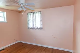 106 W 1st St, Hanover, IN 47243 - Photo 21