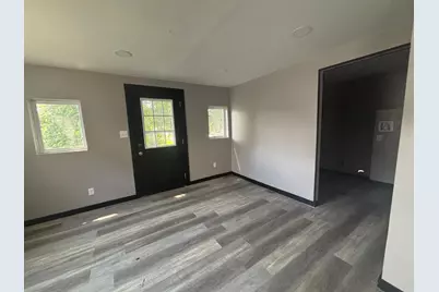 827 N Broadway Street, Greensburg, IN 47240 - Photo 3