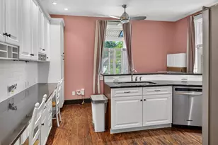 712 E Main St, Madison, IN 47250 - Photo 15
