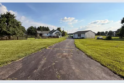 6994 Kaiser Drive, Lawrenceburg, IN 47025 - Photo 11