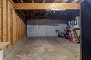 657 Fern St, Greenfield, IN 46140 - Photo 29