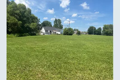 382 W Itawamba Trail, Greensburg, IN 47240 - Photo 7