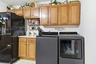 202 W 22nd St, Connersville, IN 47331 - Photo 15