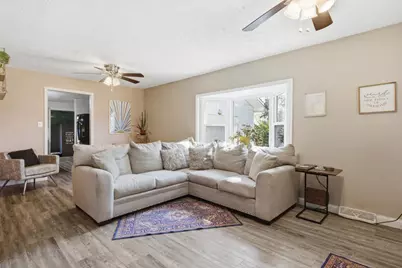 202 W 22nd Street, Connersville, IN 47331 - Photo 7