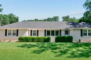 58 Hunters Ln, Batesville, IN 47006 - Photo 1