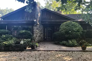 714 Edgewood Dr, Batesville, IN 47006 - Photo 1