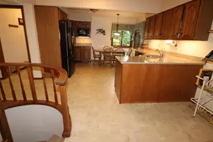 714 Edgewood Dr, Batesville, IN 47006 - Photo 5