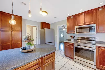 1332 W 6th Street, Connersville, IN 47331 - Photo 9