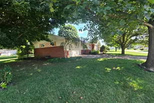 829 Ridge Ave, Rising Sun, IN 47040 - Photo 3