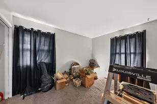 526 Clearview Ln, Versailles, IN 47042 - Photo 5