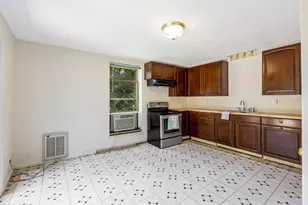 181 Market St, Aurora, IN 47001 - Photo 9