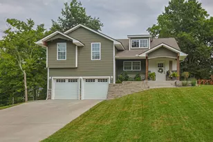 1698 Fieldcrest Dr, Lawrenceburg, IN 47025 - Photo 1