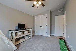 1698 Fieldcrest Dr, Lawrenceburg, IN 47025 - Photo 25