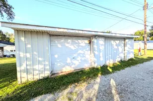 307 Tell St, Vevay, IN 47043 - Photo 5