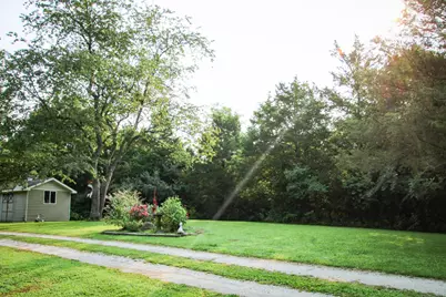 10110 Haubrock Rd, Sunman, IN 47041 - Photo 5