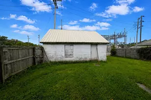 102 Cochran St, Aurora, IN 47001 - Photo 17