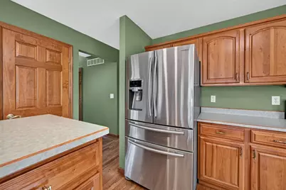 19974 Lakeview Drive, Lawrenceburg, IN 47025 - Photo 21