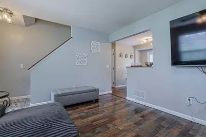 5095 Hill Springs Ct, Lawrenceburg, IN 47025 - Photo 7