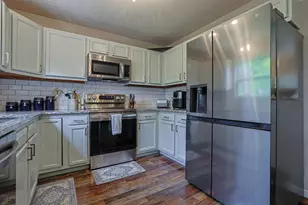 5095 Hill Springs Ct, Lawrenceburg, IN 47025 - Photo 11