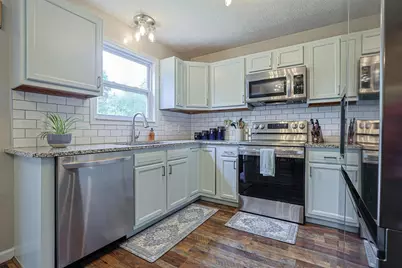 5095 Hill Springs Ct, Lawrenceburg, IN 47025 - Photo 11