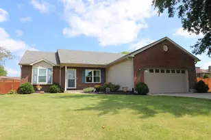 38 Terrance Dr, Batesville, IN 47006 - Photo 1