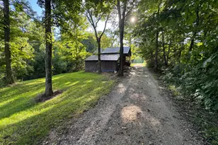 6236 S State Road 129, Versailles, IN 47042 - Photo 31