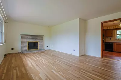 112 Hillview Drive, Aurora, IN 47001 - Photo 5