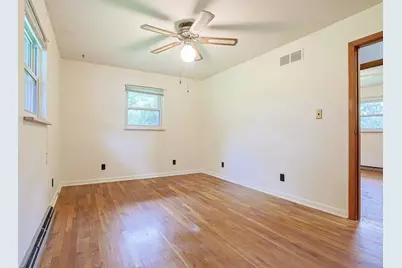 112 Hillview Drive, Aurora, IN 47001 - Photo 17