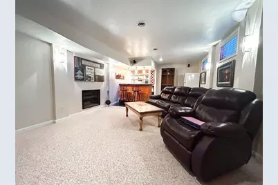 2437 N Grand Avenue N, Connersville, IN 47331 - Photo 29