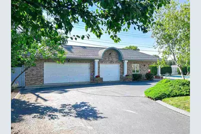 2437 N Grand Avenue N, Connersville, IN 47331 - Photo 5