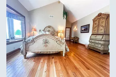 2437 N Grand Avenue N, Connersville, IN 47331 - Photo 15
