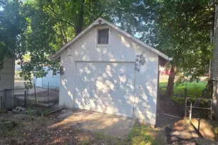 212 Mary St, Lawrenceburg, IN 47025 - Photo 23