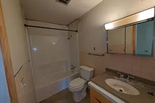 1924 Locust St, Madison, IN 47250 - Photo 13