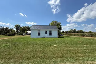 10401 Bennington Pike, Vevay, IN 47043 - Photo 9