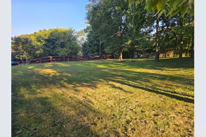 1074 Sunset Drive, Lawrenceburg, IN 47025 - Photo 7