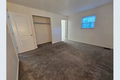 1074 Sunset Drive, Lawrenceburg, IN 47025 - Photo 15