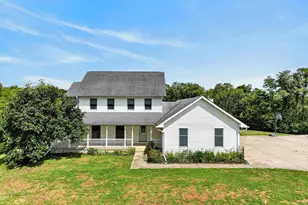 21164 N Manchester Rd, Sunman, IN 47041 - Photo 5