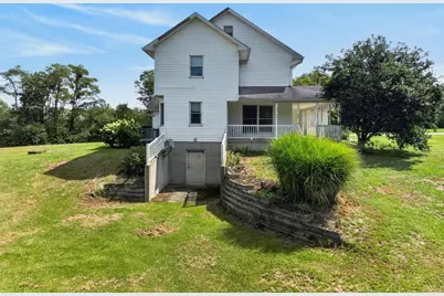 21164 N Manchester Road, Sunman, IN 47041 - Photo 9