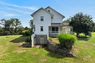 21164 N Manchester Rd, Sunman, IN 47041 - Photo 9